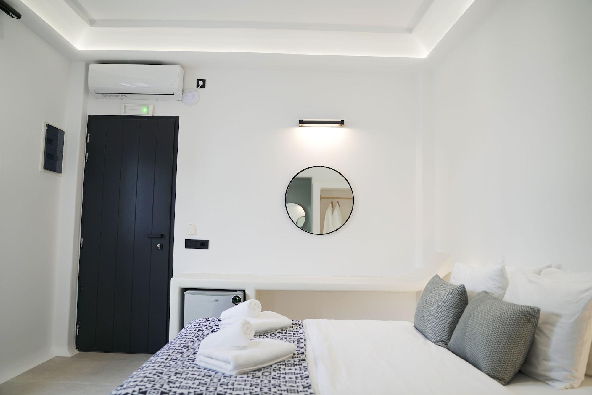 King'S Suites Kamári Kültér fotó
