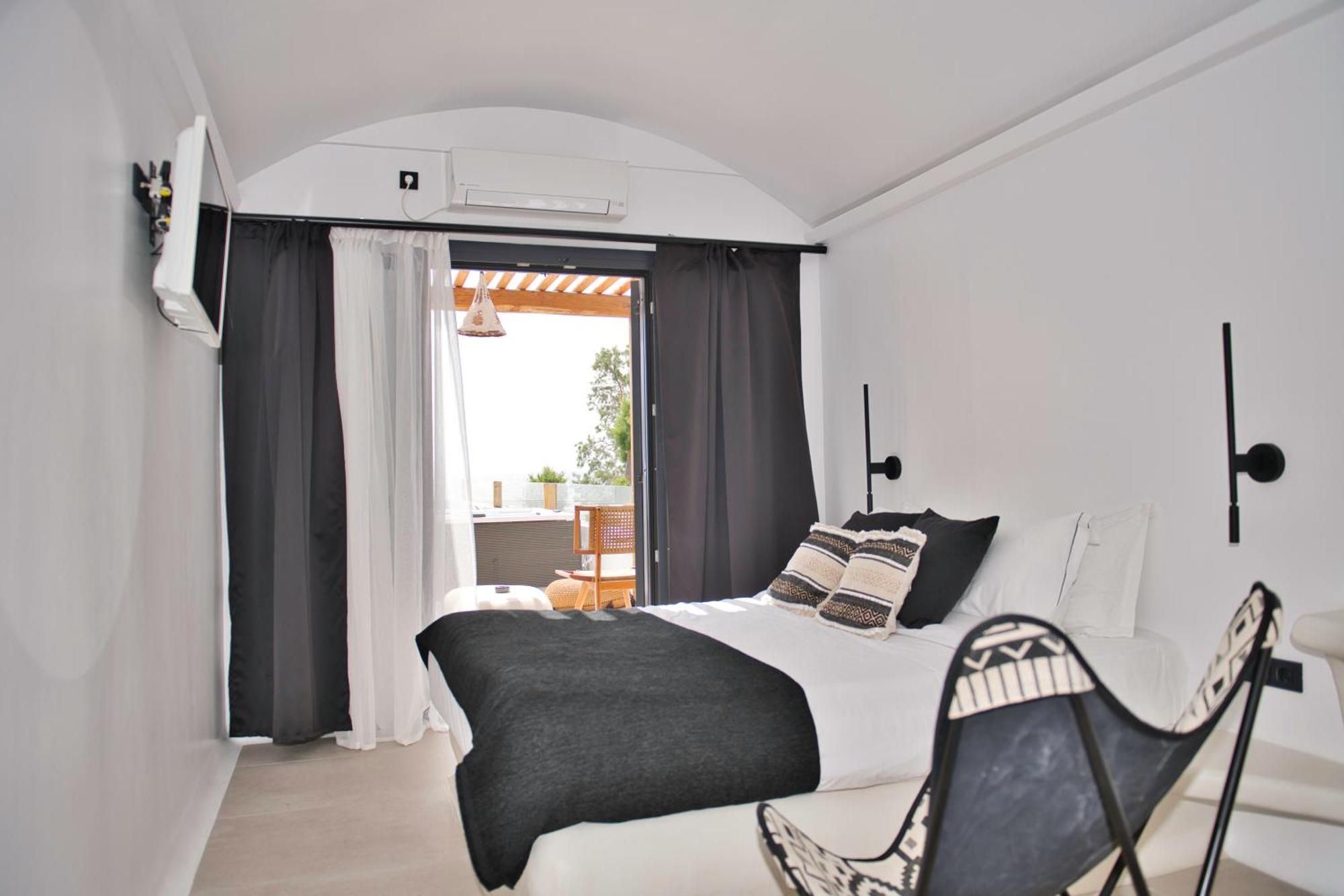 King'S Suites Kamári Kültér fotó